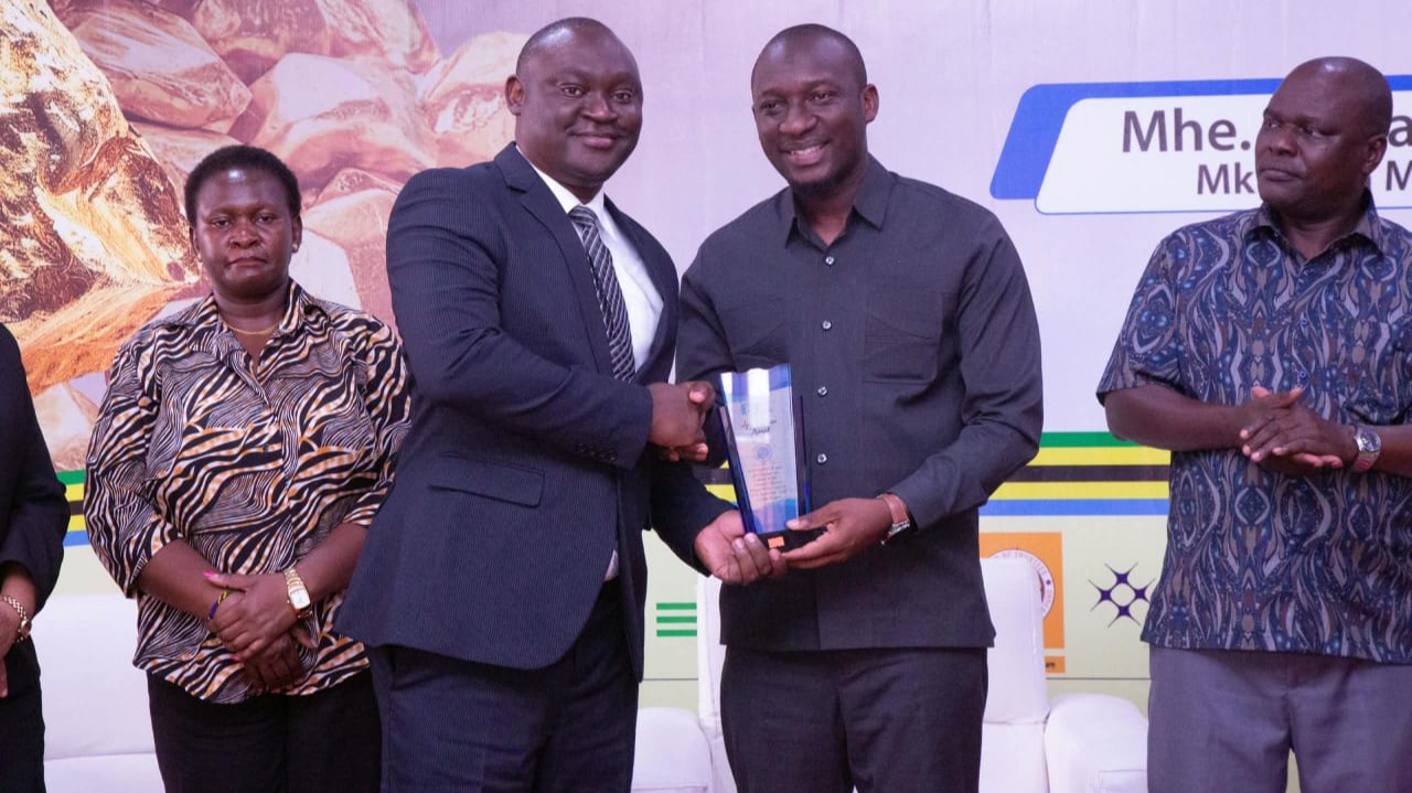 THE OFFICE OF THE ATTORNEY GENERAL RECEIVES AWARD AT THE FUNGUA FURSA FORUM